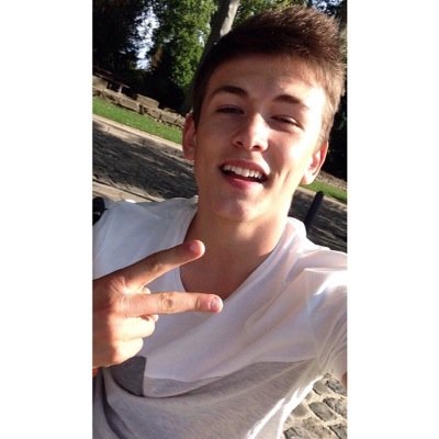 _KzdAlfred's profile picture. 