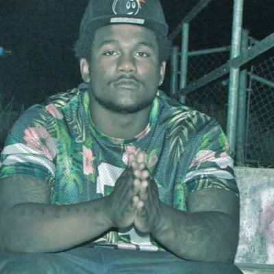 SOUTHSIDE..Music is N my body & it runs deep like the I L L U M N A T I.... SoundCloud: Shyheim Stephens
Bookings: themenace919@yahoo.com