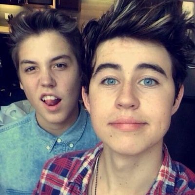 Follow @flirtmatthew bc free follow