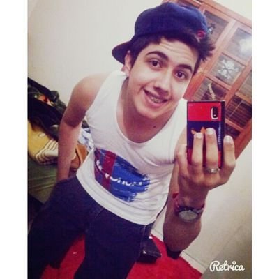 17 anos, Gaúcho, Hétero, filho do @BinLaden, tenho 5 filhos, gosto de peitos!