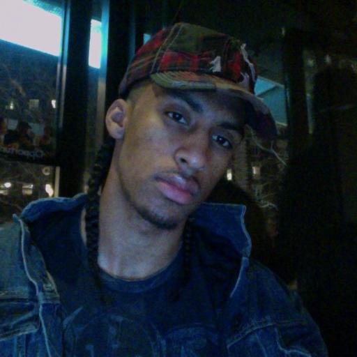 FarrahEldridge1's profile picture. The Official Fan/Support Page for Upcoming Artist Rudebwoy Roscoe http://t.co/Tej9K5idZd  http://t.co/uHnADahGpF