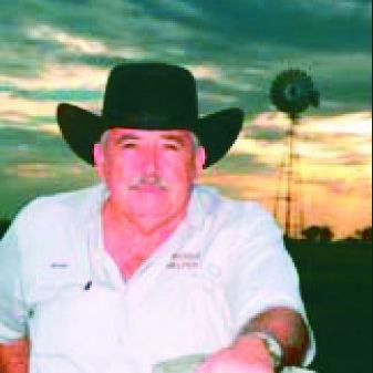 aussiehelp's profile picture. Just an ordinary bush bloke helping out