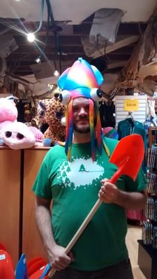 AdamWadeBradley's profile picture. Bay Area hardware tech engineer, nerdy geek, metalhead, homebrewer, disc golfer, Brewourist, dad.