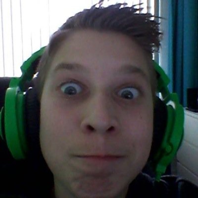 MAIKEL IS PERFECT!!!!! HIJ IS AWESOME! •_•