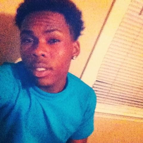 YOUNG AND RICH LARRYDENO