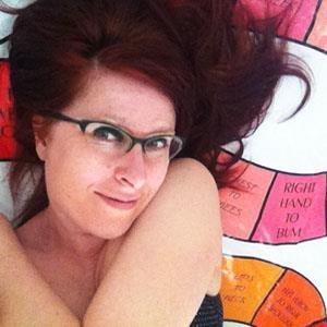 Dutch sex toy tester! Or in Dutch: de seksspeeltjes-goeroe van Nederland! Test alles zelf! Met plezier!