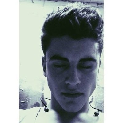 JackGilinskySC's profile picture. the sun loves the moon so much he dies every night to let her breathe