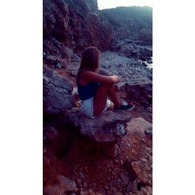 diana182001's profile picture. 