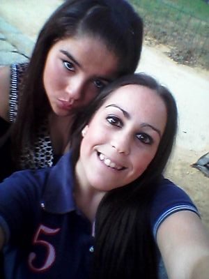 19 marimari para los amigos jajaj.mis bellas lo mejor #sandra #zory viviendo la vida al maximo Mi sonrrisa tiene nombre y unos ojos ke enamoran