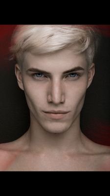 Hijo de Valentine y hermano de Clary. Aliado de los demonios.~ If I cannot move heaven i will raise hell ~ #FR
