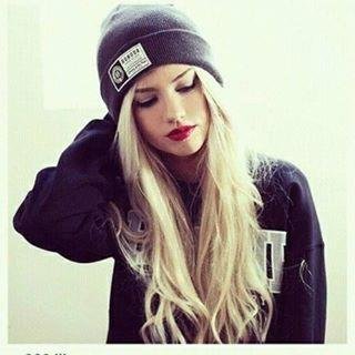 OutfitsAwesome's profile picture. Love fashion? This is place for you. Awesome outfits, makeup, hairstyle, everything for 1 girl. have an awesome idea ? send it here we will share it ♥
