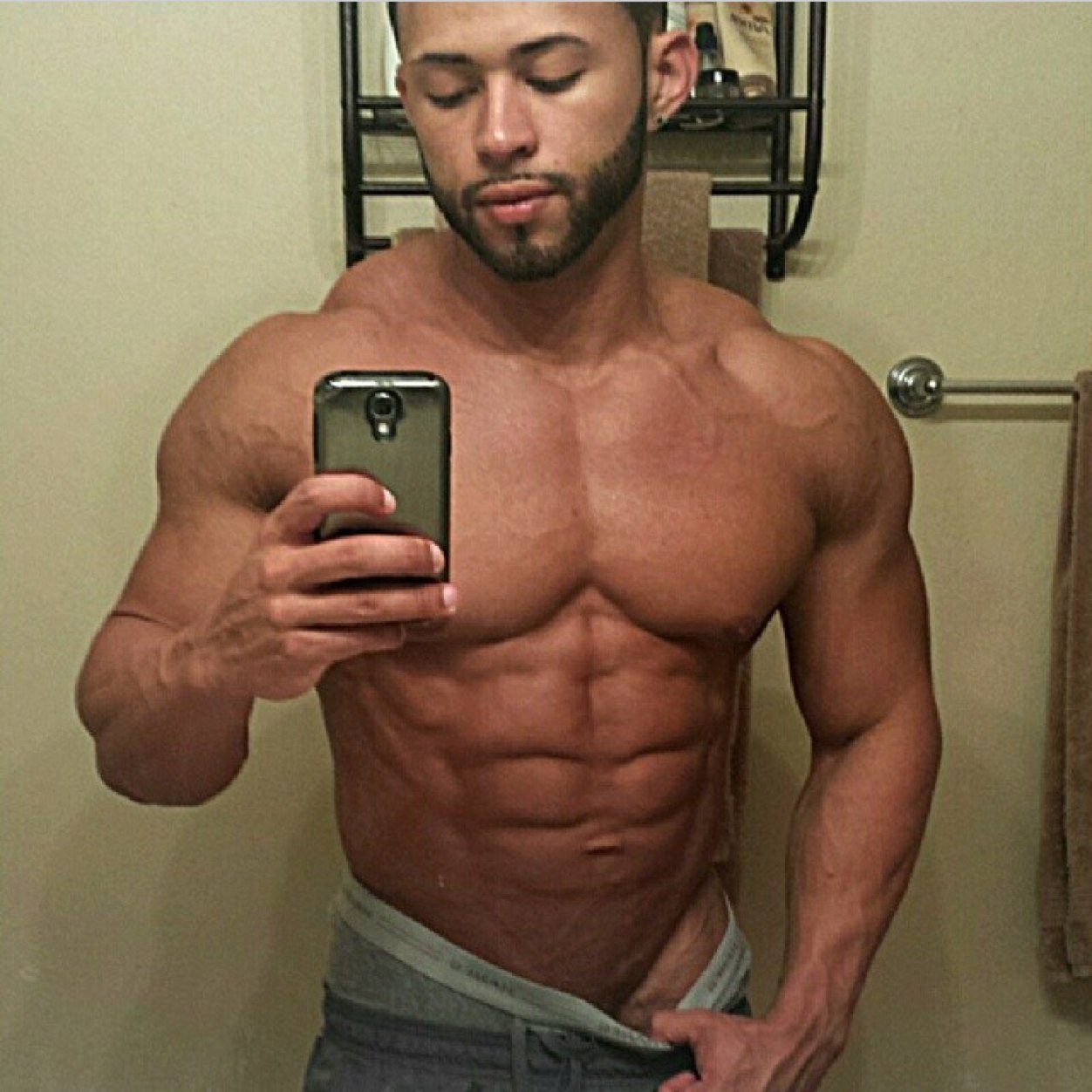 Jay Latin cobra Official Young genetic bodybuilder Upcoming athlete & NPC qualified bodybuilder, Hmu for any diet, supps, & workout tips