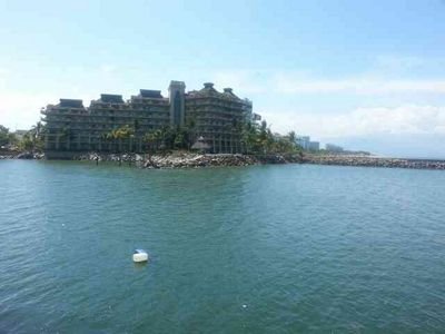 jesschac97's profile picture. 