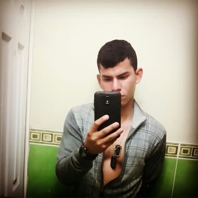 goldensum007's profile picture. 