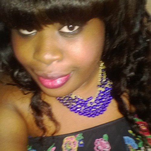 #TeamFollowBack Loves the colors green and black, wants to become a chef/teacher/artist :3 Taken!
