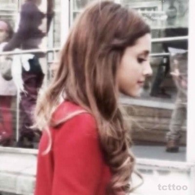 onelcssprcblem's profile picture. We all have these dumb, perfect ideas of what love should be like.