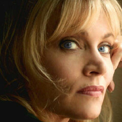 Also known as Amazing Grace, was the 1st companion to The 8th Doctor, former cardiologist, now working for UNIT's Alien Research as chief medical examiner. - RP
