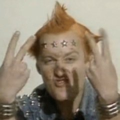 perineucatala's profile picture. Entre natges.