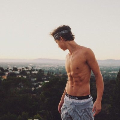Taylor Caniff is my playah boy.