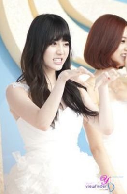 김아영 - GD Yura's roleplayer                                                                  .-.