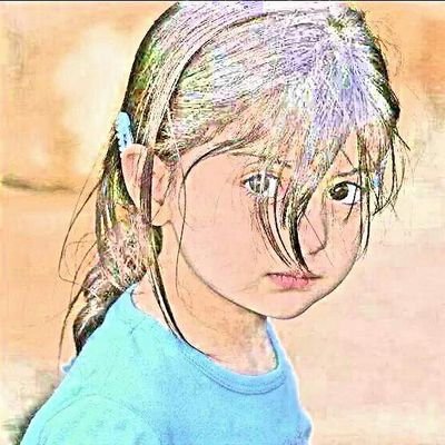 ‏لا تخبروني عمن يكرهني او يتكلم عني.... اتركوني احب الجميع... واضن ان الجميع يحبني