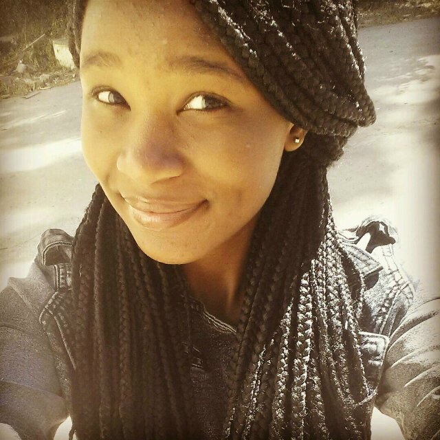 Hlengiwe_Sibisi's profile picture. God Fearing♥..!!..I'm an Extrovert☺ I'm a Crazy, Bubbly, Sweet , Spontaneous, Outgoing person☺ ☺♥And a Crazzyyy MoLoko Fan♥♥♥♥ #TeamLoko♥...•||#TeamFollowBack☺