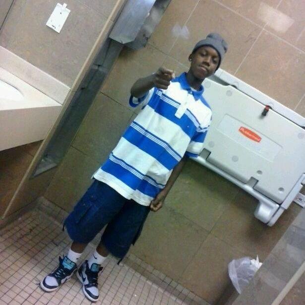 Diss ME Now Miss ME Later||tosha||jordans ||clarks||Lil snupe||P**$y|| Come Thru (8) ||Basketball||shit i like chicken|| :$||Wiz Khalifa !!!!!