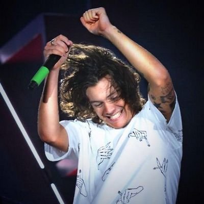 Harry Niall Liam Zayn Louis Ashton Calum Luke and Michael are porn stars and I'm in love with them | I saw all my boys 8.22.14 | HARRY BLEW ME A KISS