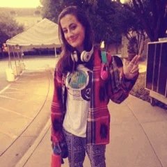 Hipster look with a hippie heart ✌️& ❤️ ☮~☯