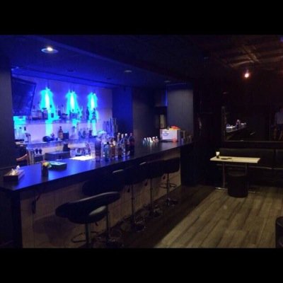 新宿で飲み会や合コンなどを開けたらなと みなさまよろしくお願いします LINEのグループ作りました 入ってください