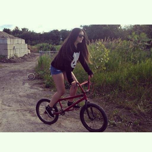i'm only this girl who want to feel love, real love♥