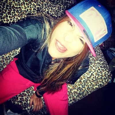 Mujer Real,ENEMIGA de la traición,Amiga d la filantropia, amante de los viajes.
Orgullosa de ser: Lcda. en Fisioterapia de la Universidad Central De Venezuela