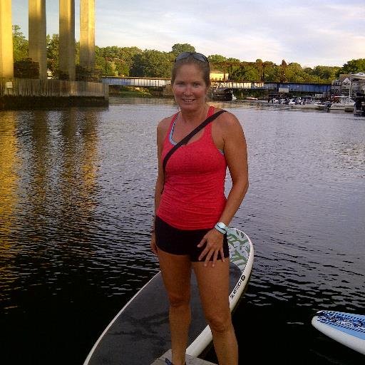 trainwithcheryl's profile picture. Former marketing professional turned entrepreneur/juice bar owner/fitness trainer. Cancer survivor helping people and loving life!