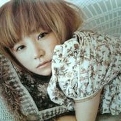 Yuki Bot 私があなたを好きな理由 100個くらい正座して ちゃんと言えるから ぶかぶかで青い背の高い あなたのセーターを掴んだ 想いは強い 鼓動よ届け ビスケット Yuki