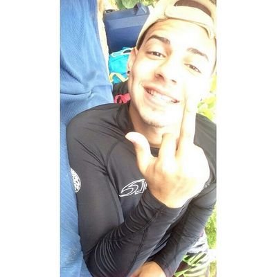 Kik- Chriz_flow7                                   Instagram- Chriz_flow                                      Eat so much pussy that my mustache is pink