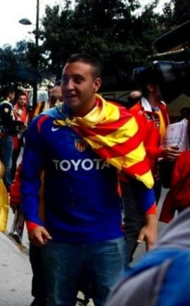 tu raza es nuestro orgullo vuestro coraje nuestro sello amunt