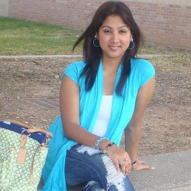 A fun loving,cute,thodi emotional type, Music, Love Shopping ,readng, chatting wid ma fndz..love life,,i m wat i am, coffee addict , beauty blogger, make up n f