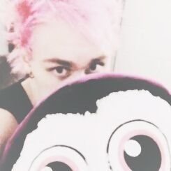 one of my friends was favorited by michael that's as close as i've got