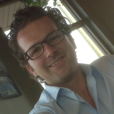 Developer, Jurist w/uOttawa Law Degree, Inquiring mind, Balanced centrist, Enjoying the best of what life brings us...