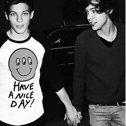 FREE FOLLOW MEANS DONT FOLLOW BACK SO FOLLOW @indielarry_x and @imaginestagram INSTEAD GENIUS. PLEASE AND THANKS ILY :)