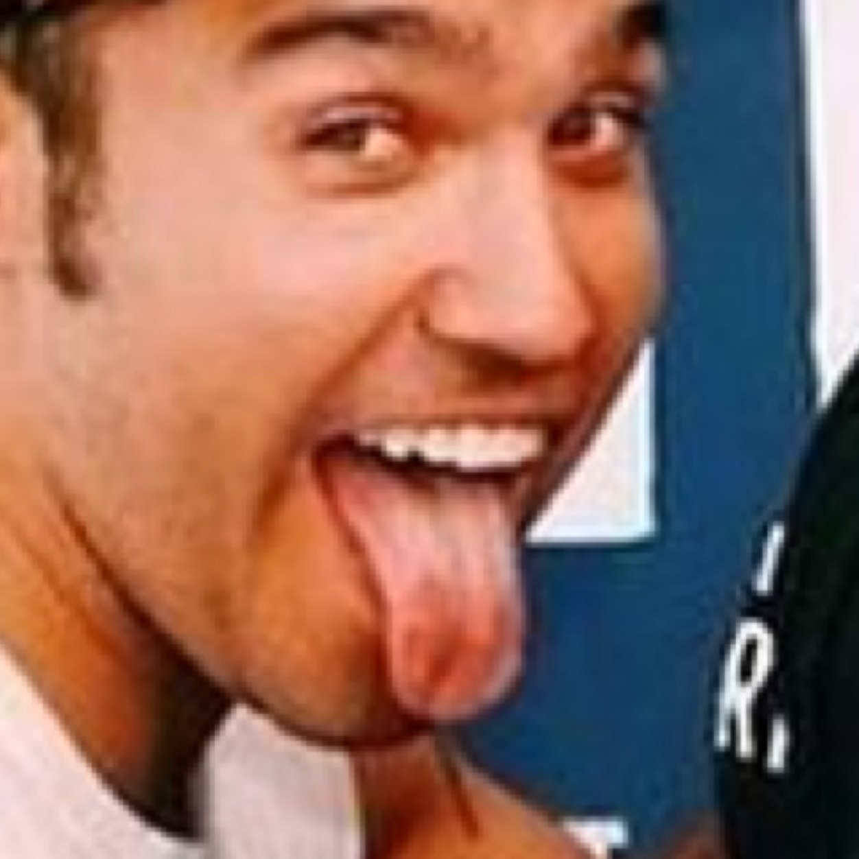 free follow from @wurkitwentz