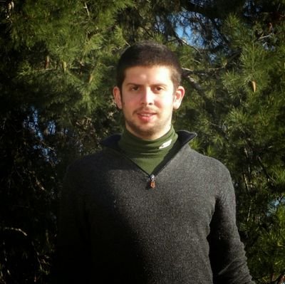 GiovanniPoma84's profile picture. Un raggio fra le nuvole sale verso il cielo, il pomeriggio é dorato, un pulviscolo sfumato d'argento, porpora e violetto danza nell'aria...