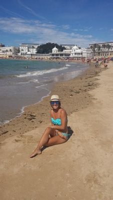 rociobedmar7's profile picture. Licenciada en Filología Hispánica por la Universidad de Córdoba. Cordobesa, amante de El Rocío, de la Semana Santa pontana y proyecto de carnavalera =)=)