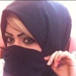 آنا جمال الروح للبشر أنا نجمة تعيش في وسط السماء تسمى نجمة سهيل  والنجوم تتسامر معي  ليس كل مآ أكتبه أعيشه ولكن هناك نصوص كانهآ معزوڤات يرفض عقلي أن يتجاهلهآ