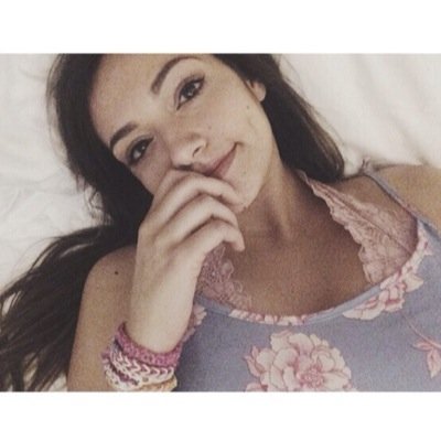 BethMotaFG's profile picture. you complete me(ss).