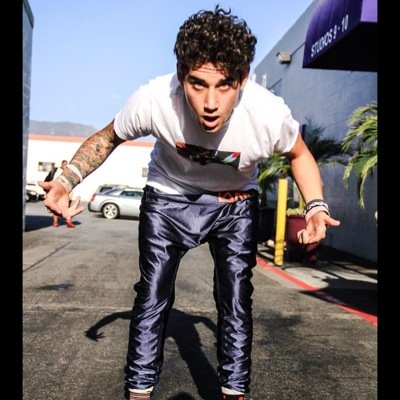 Love the Janoskians so much! Mariam follows! Beau+Luke/5 best day ever British ❤ I LOVE THE JANOSKIANS OMG!