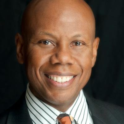 Accredited by the prestigious American Academy of Cosmetic Dentistry. Dr. Austin specializes in aesthetics, integrating oral health with cosmetic dentistry.