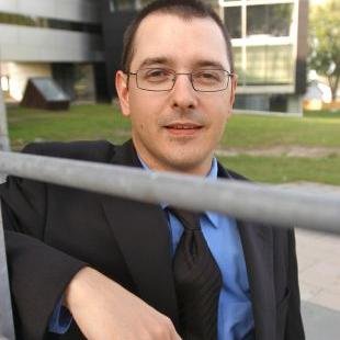 Jean-Dominic Lévesque-René est conseiller d'arrondissement de l'Ile-Bizard-Ste-Geneviève (district Jacques-Bizard)