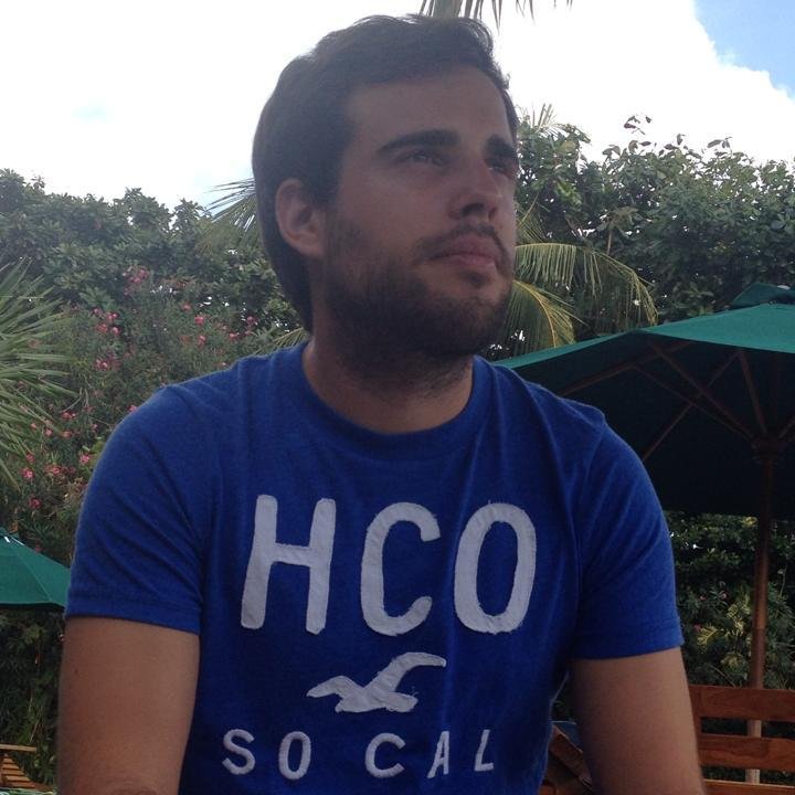 La liberté individuelle ne se négocie pas ; elle est le fondement même de la dignité humaine. - Job : Directeur Financier