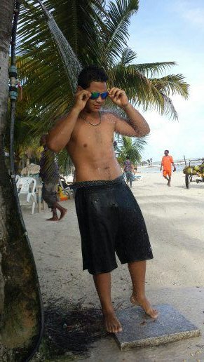 (Fiiquraa Priivadah) .. Pin: 26E1E4BA
